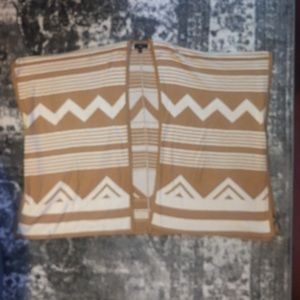 Aztec tan/cream poncho